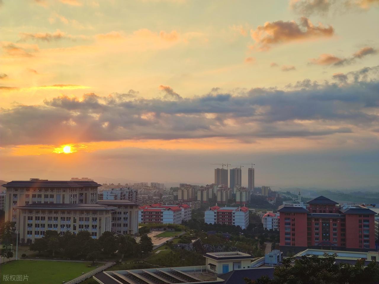 黎明职业大学录取分数线_2026年江汉大学专科录取分数线(2026各省份录取分数线及位次排名)_黎明职业大学介绍与报考指南