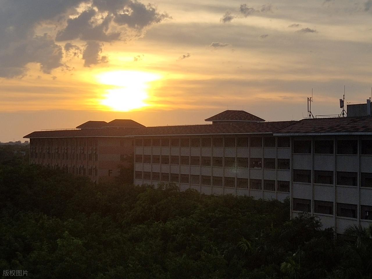 2026年江汉大学专科录取分数线(2026各省份录取分数线及位次排名)_黎明职业大学录取分数线_黎明职业大学介绍与报考指南