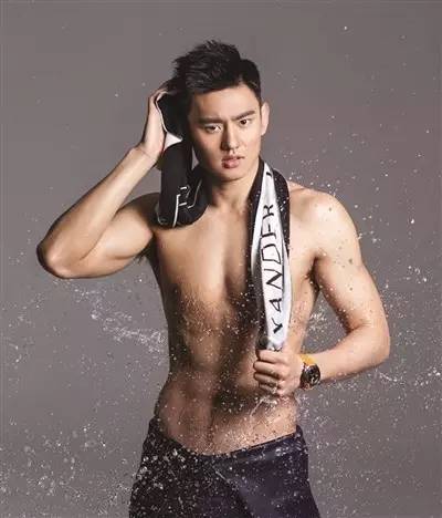 学游泳技巧_breaststroke是什么意思 breaststroke的发音 breaststroke的用法 breaststroke怎么记_游泳对孩子的好处